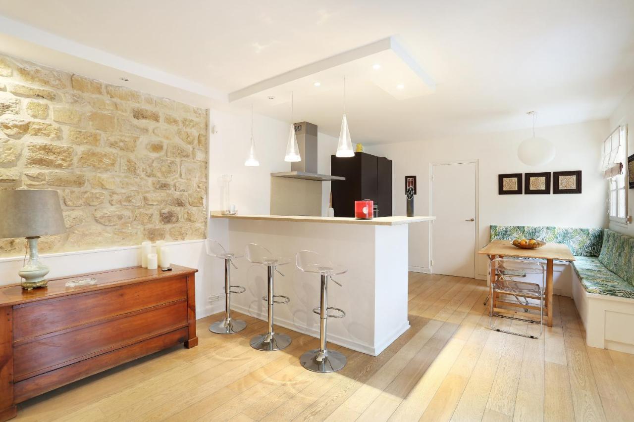 Apartment Champs Elysees By Studio Prestige Paris Eksteriør billede