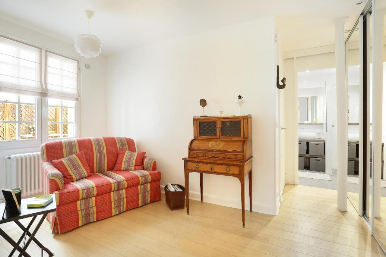 Apartment Champs Elysees By Studio Prestige Paris Eksteriør billede